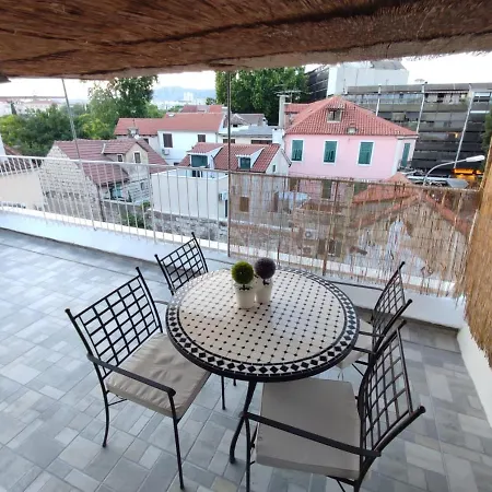 R&e Διαμέρισμα