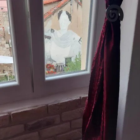 R&e Апартаменти *